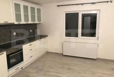 Casă cu 9 camere cu Teren 1000 Mp în Central - 7
