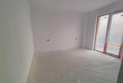Apartament cu 3 camere decomandat în Obcini - 4