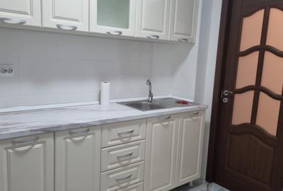 Unirii, Bd Dimitrie Cantemir stradal , 2 minute metrou - 2