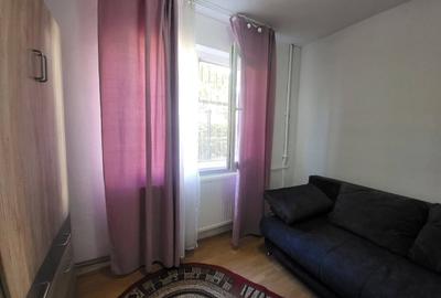 Garsonieră decomandată în Complex Studențesc - 2