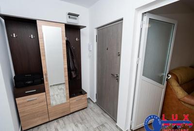 Apartament cu 3 camere decomandat în C5 - 10