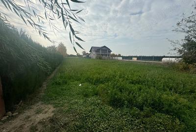 Teren de 2500 mp, în Mălăiești - 3