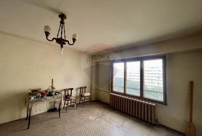 Garsoniera de vanzare in zona Mihai Bravu
