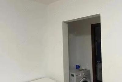 Apartament cu 3 camere situat in Florilor - 2