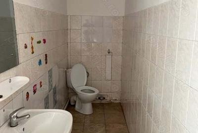Spațiu comercial, de 205 mp, în Central - 4