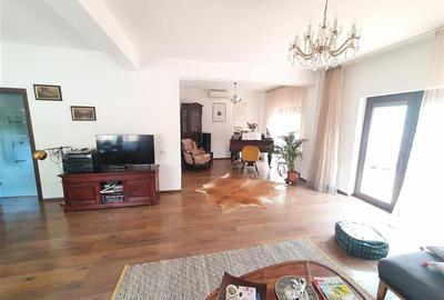 Casă individuală cu 5 camere cu Canalizare în Bucureștii Noi - 6