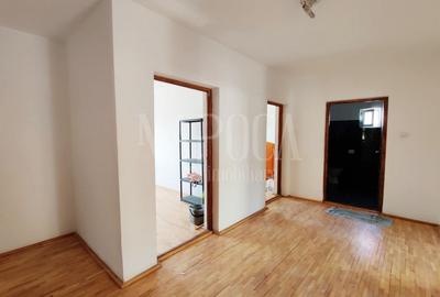 Casă individuală cu 10 camere cu Canalizare în Iris - 4