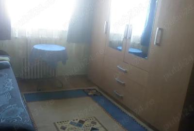 Inchiriez Garsoniera (doua camere) - 4