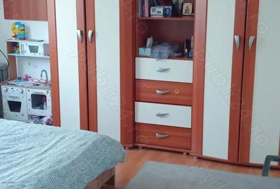Se vinde Apartament. 2 camere. - 5