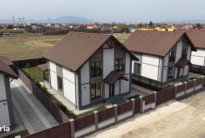 Casă cu 4 camere cu Teren 470 Mp în Sânpetru