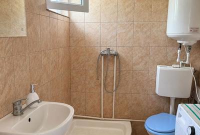 Casă cu 6 camere cu Teren 2060 Mp în Perișor - 10