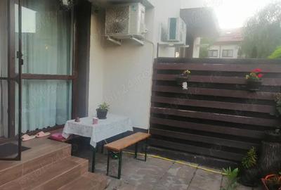 Casa de vanzare (triplex), P+1+pod generos, 3 camere, S totala 69 mp, teren 100 mp cu loc de parcare - 2