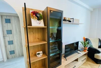 Apartament 3 camere nou la 2 pasi de Gara si Port - 2