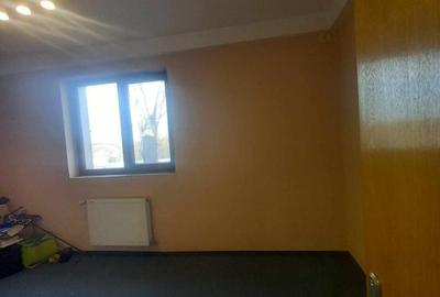 Casă individuală cu 10 camere cu Garaj în Central - 25