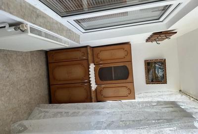 Garsonieră decomandată în Traian - 6