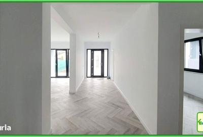 Casă cu 4 camere decomandat în Strejnicu - 11