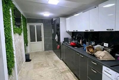 Casă cu 5 camere cu Teren 520 Mp în Pantelimon - 4