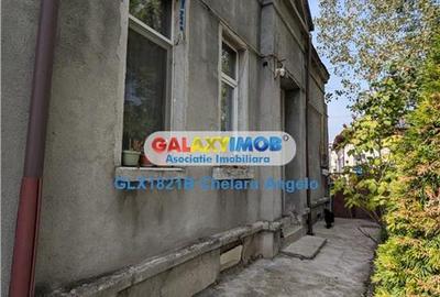 Casă cu 3 camere cu Canalizare în Parcul Carol - 11