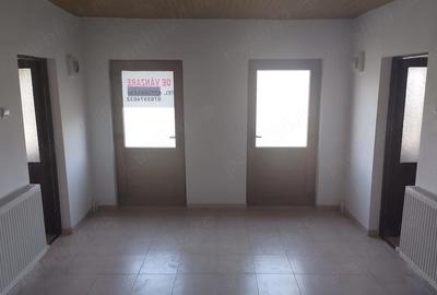 Casă cu Teren 469 Mp în Central - 3