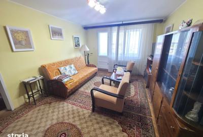 Apartament cu 3 camere semidecomandat în Central - 6