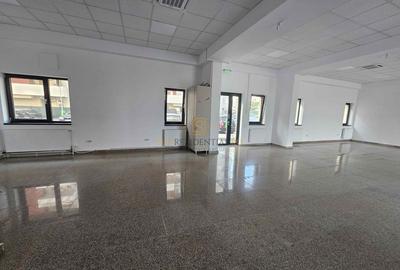 Inchiriere spatiu comercial 189 mp, vad ridicat si 7 locuri de parcare - 11