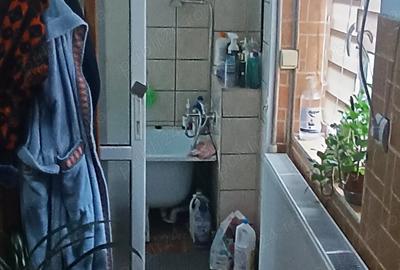 Casă cu 3 camere cu Teren 1000 Mp în Central - 4