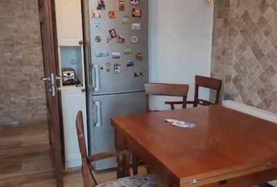 Apartament cu 2 camere decomandat în Zamfirescu - 8