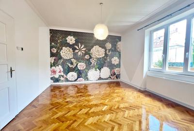 Casa pe un singur nivel cu 3 camere+pivnita. Pod si curte-Zona Sub Arini - 31