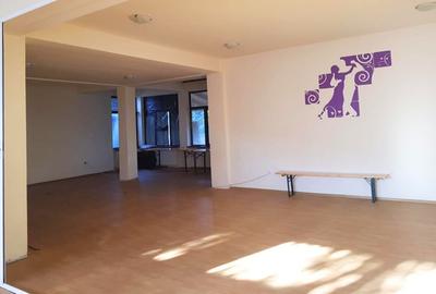 Hotel cu arhitectură montană deosebită poziționare premium Sâmbătă de Sus - 11