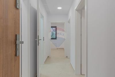 Apartament cu 9 camere decomandat în Astra - 7