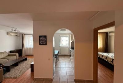 Apartament cu 2 camere decomandat în Văcăresti - 2