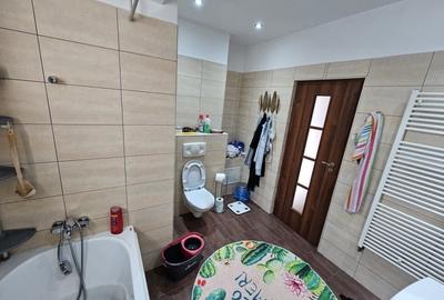 Duplex cu 4 camere cu Canalizare în Păcii - 18