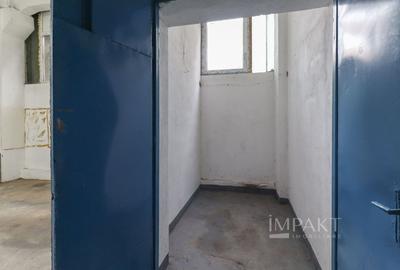 Hala de 250 mp la inchiriat open-space zona Piata 1 Mai - 6