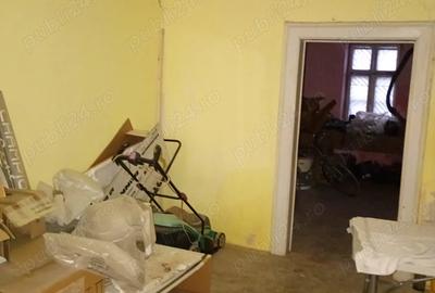 Vand imobil compus din 12 apartamente - 5