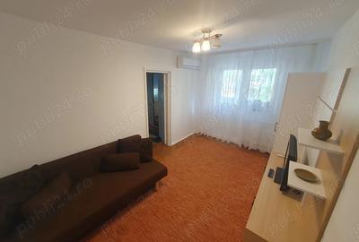 Proprietar inchiriez apartament cu 3 camere - Zona Spitalul Judetean