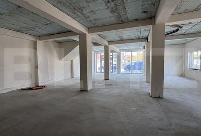 Spatiu comercial parter bloc nou, 136 mp open space, vitrina, terasa, Brestei - 4