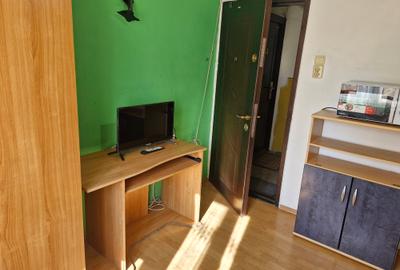 Soarelui-pe lângă  Școala gen.30 - 5