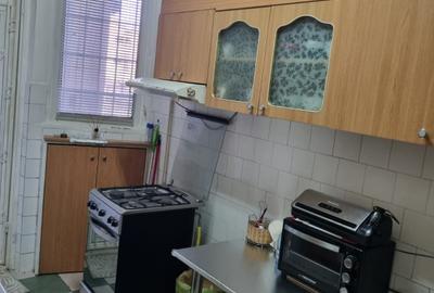 Apartament cu 3 camere semidecomandat, mobilat în Universitate - 9