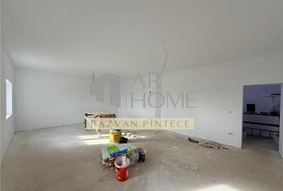 Pensiune 6 camere, teren 12713 mp, Dealul Mare, Urlati, Prah - 2