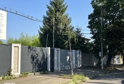 Teren de 1527 mp, în Central - 5