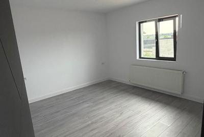 Casă cu 4 camere în Dârvari - 15