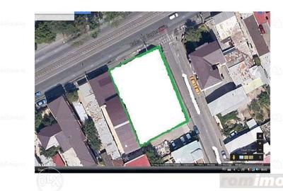 Teren de 1000 mp, în 13 Septembrie