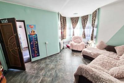 Casă cu 9 camere cu Teren 585 Mp în Prundu - 12