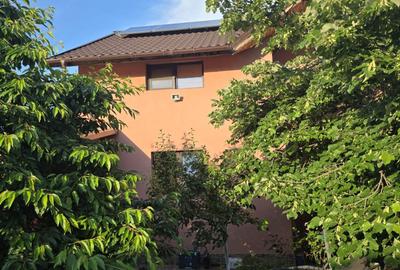 Casă cu 4 camere în Central - 4
