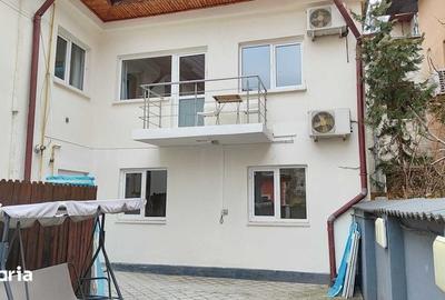 Casă cu 4 camere cu Canalizare în Titan