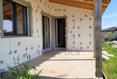 Duplex cu 3 camere cu Teren 340 Mp în Moșnița Veche - 2