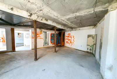 Clădire birouri, ideal clinica, constructie 1990 - 9