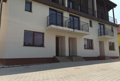 Imobil triplează cu 3 case , ideal investitie - 2