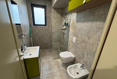 Apartament cu 2 camere în Rovine