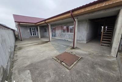 Casă cu 3 camere cu Teren 1000 Mp în Țifești - 8